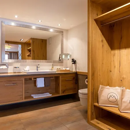 Bergblick 5 Sterne 5*