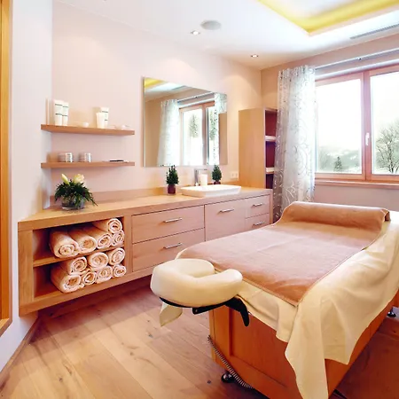 Bergblick 5 Sterne Szálloda Grän