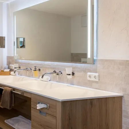 Bergblick 5 Sterne Szálloda