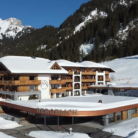 Bergblick 5 Sterne Szálloda Grän