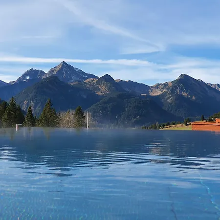 Szálloda Bergblick 5 Sterne Grän