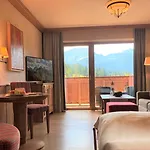 Bergblick 5 Sterne 호텔 5*